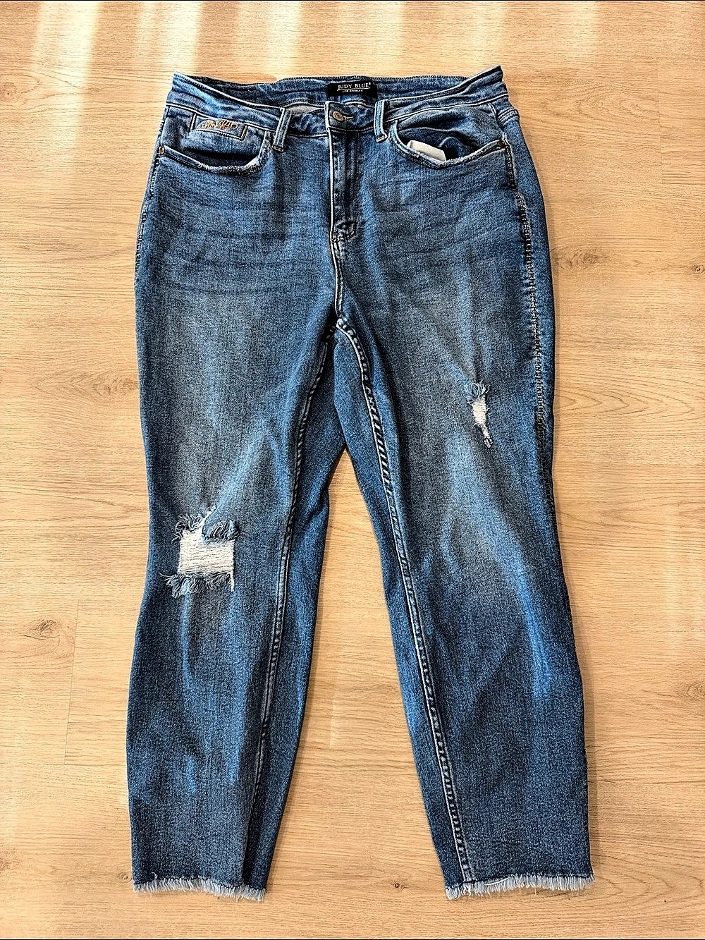 Judy Blue Distressed Boyfriend Jeans in Blue Waist 16W